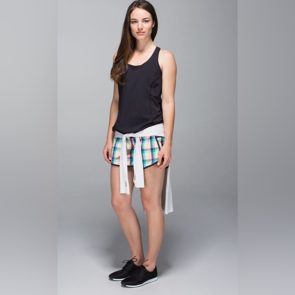 Lululemon Tracker Short II *2-way Stretch
Wee Wheezy Check Bleached Coral Cadet - Picture 3 of 10